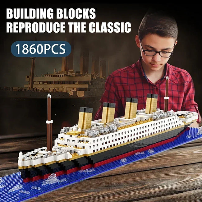 Cruise Ship Building Block Assembly Toy Main Image