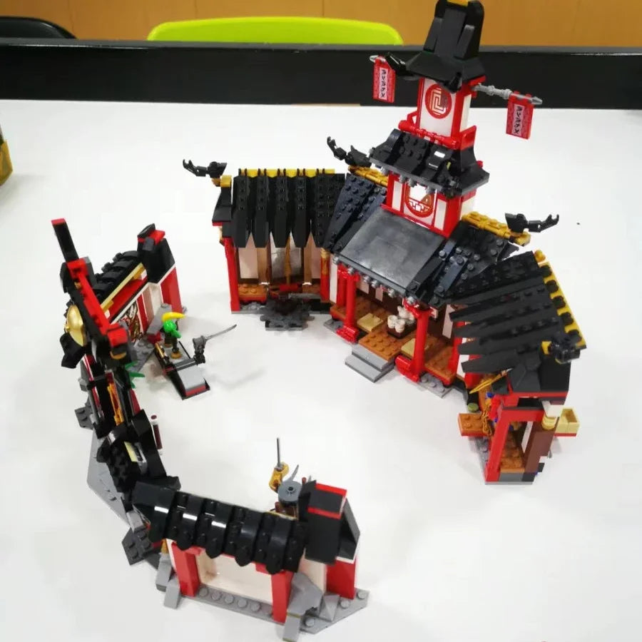 Red House Monastery of Spinjitzu Building Blocks Set