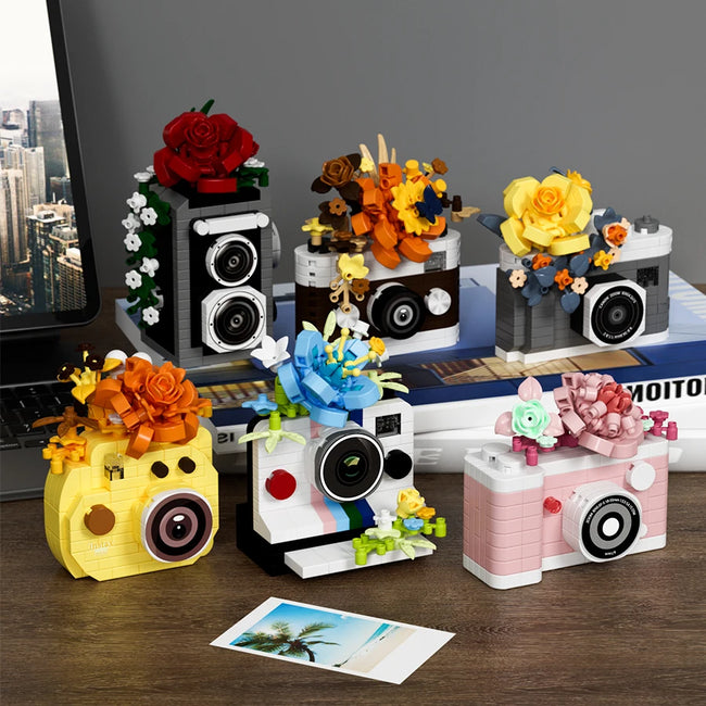 Creative Camera & Flowers Building Blocks DIY Kit Main Image