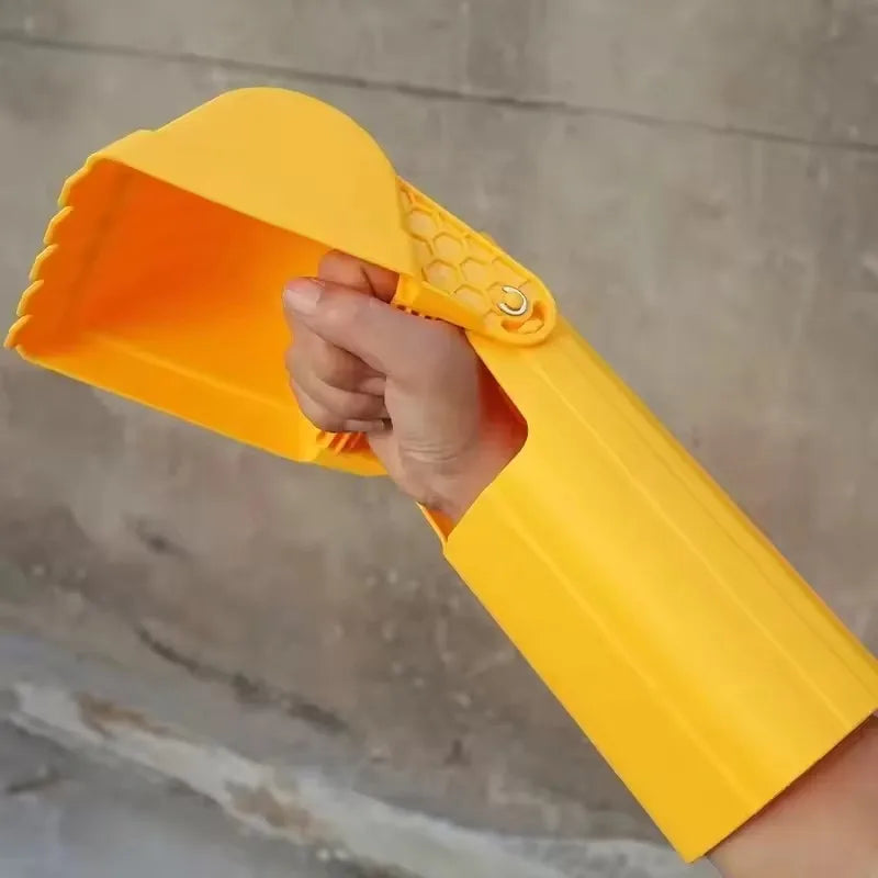 Beach & Snowfield Sand Shovel – Fun Outdoor Digging Toy for Kids